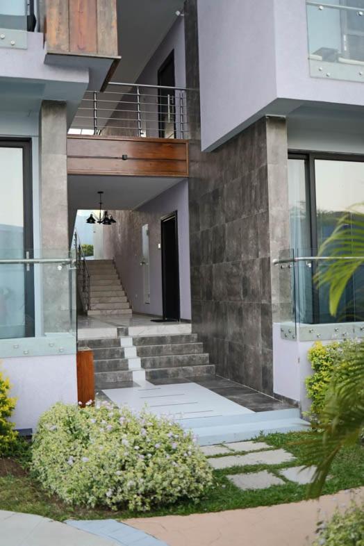 One Rodney Heights Condominiums Gros Islet Bagian luar foto